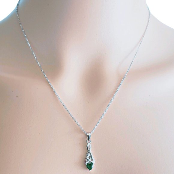 Emerald Heart Necklace - Picture 1 of 1